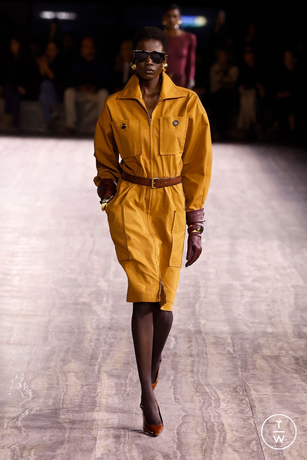 Fashion Week Paris Spring/Summer 2024 look 40 de la collection Saint Laurent womenswear