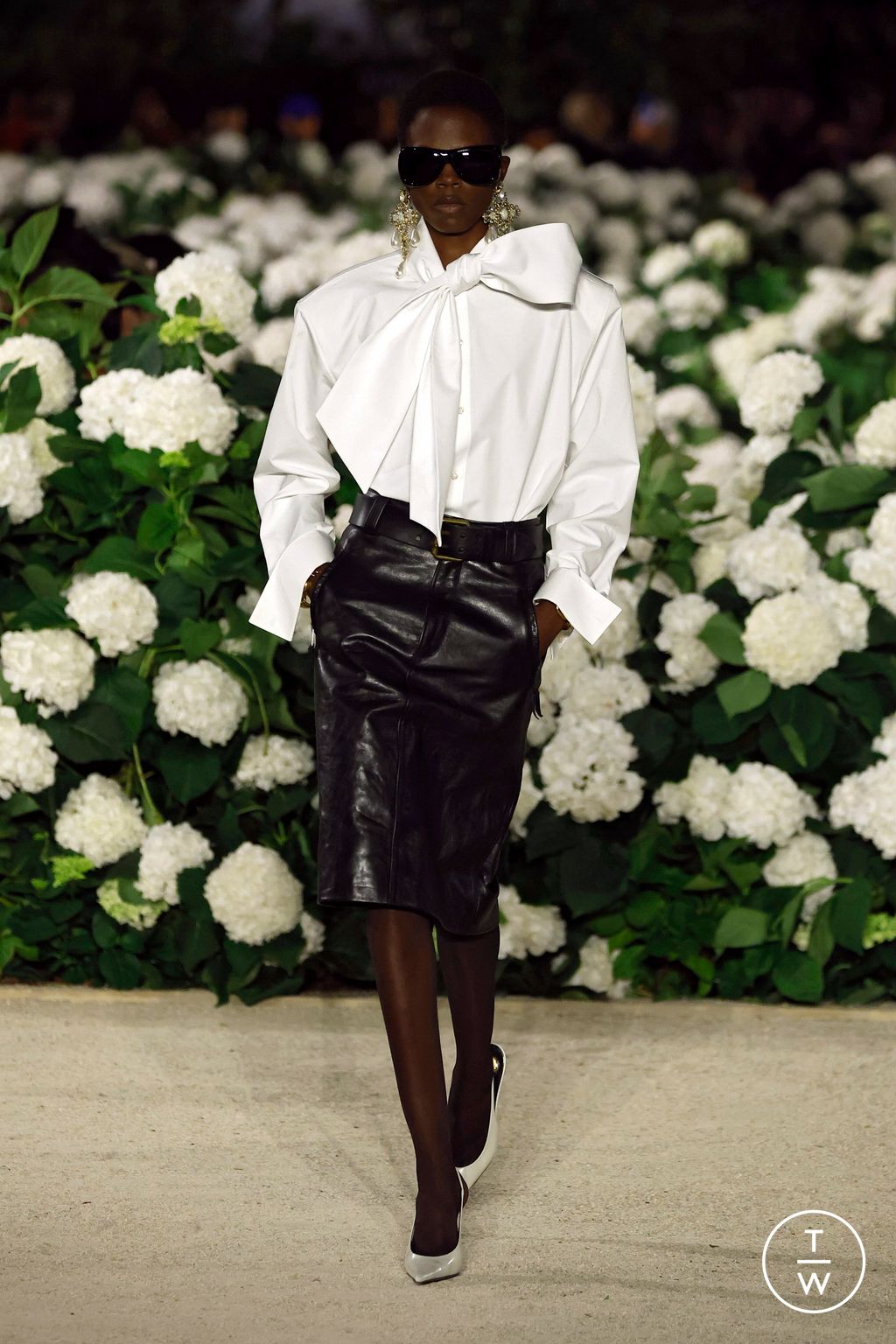 Fashion Week Paris Spring/Summer 2026 look 4 from the Saint Laurent collection womenswear