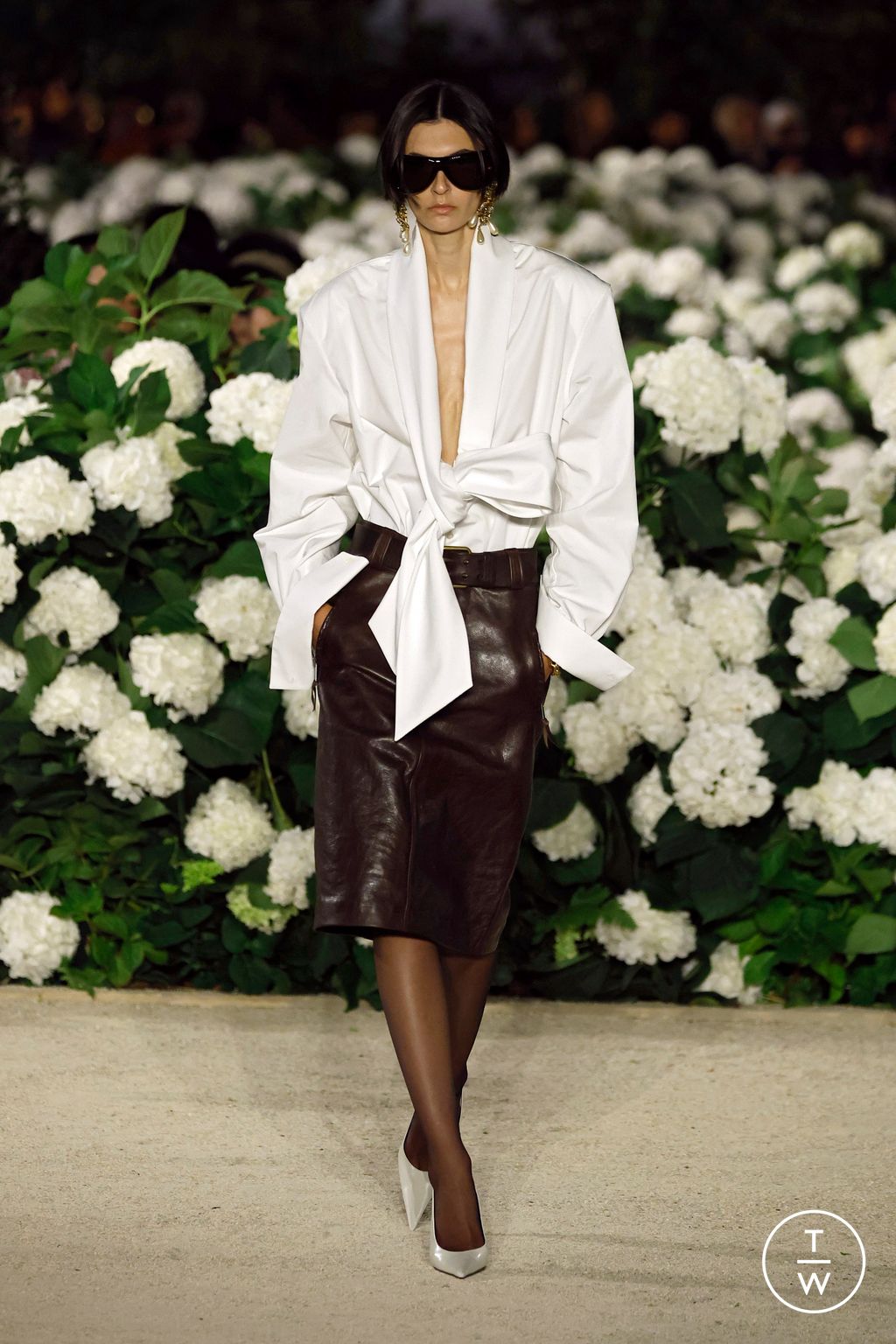 Fashion Week Paris Spring/Summer 2026 look 5 from the Saint Laurent collection womenswear