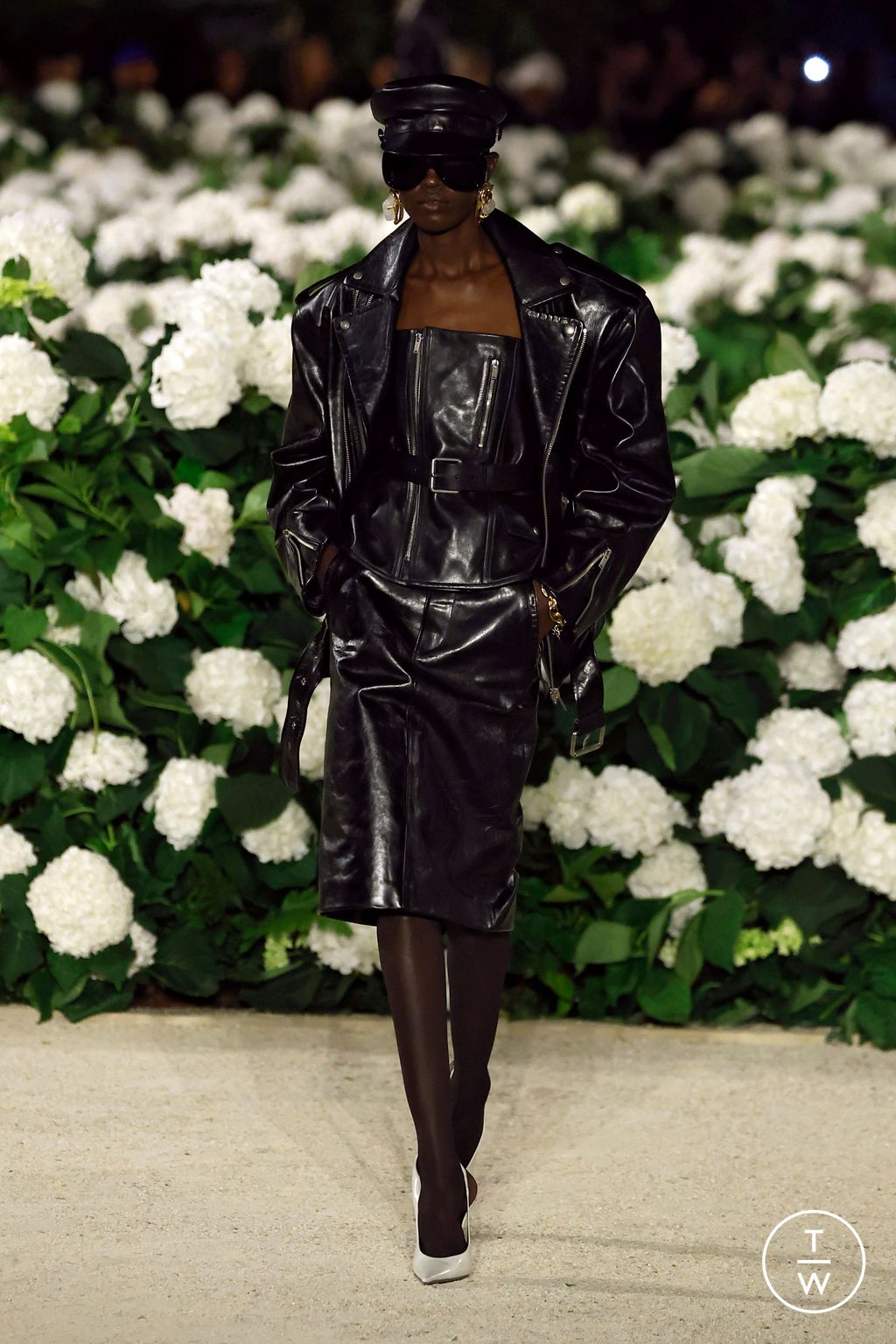 Fashion Week Paris Spring/Summer 2026 look 6 from the Saint Laurent collection womenswear