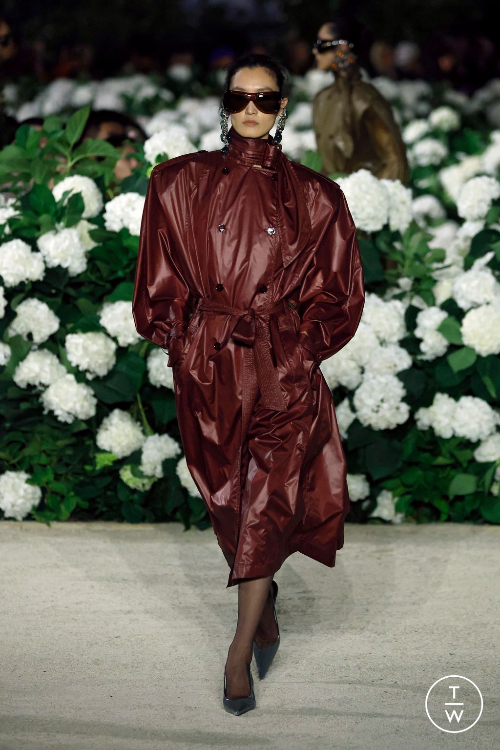 Fashion Week Paris Spring/Summer 2026 look 17 from the Saint Laurent collection womenswear