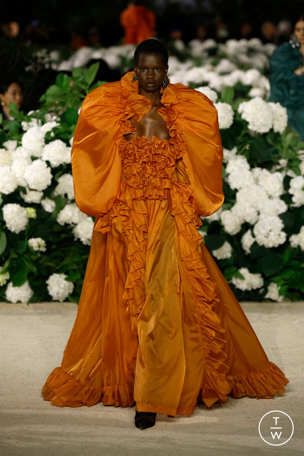 Fashion Week Paris Spring/Summer 2026 look 39 from the Saint Laurent collection womenswear