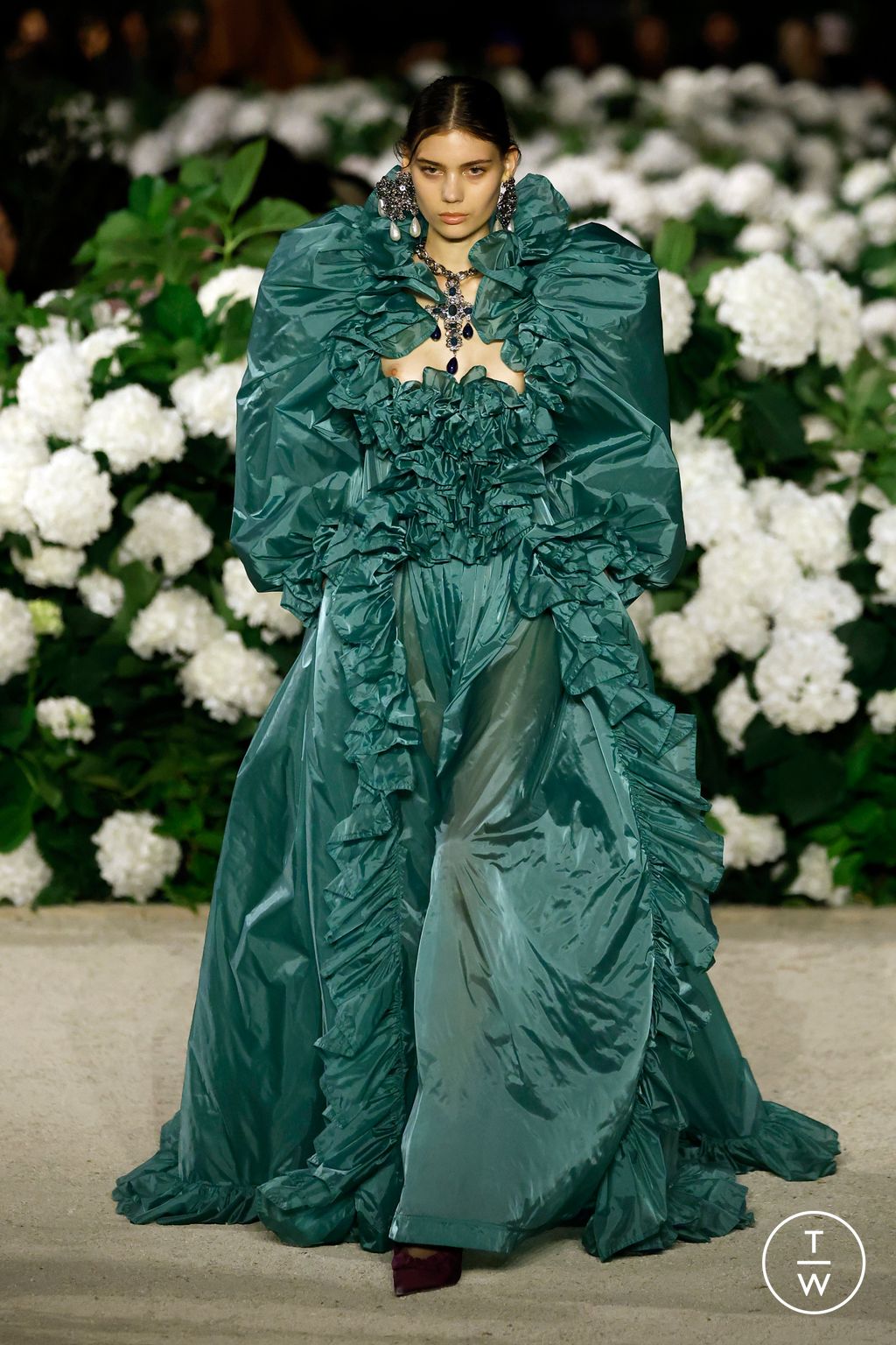 Fashion Week Paris Spring/Summer 2026 look 41 from the Saint Laurent collection womenswear