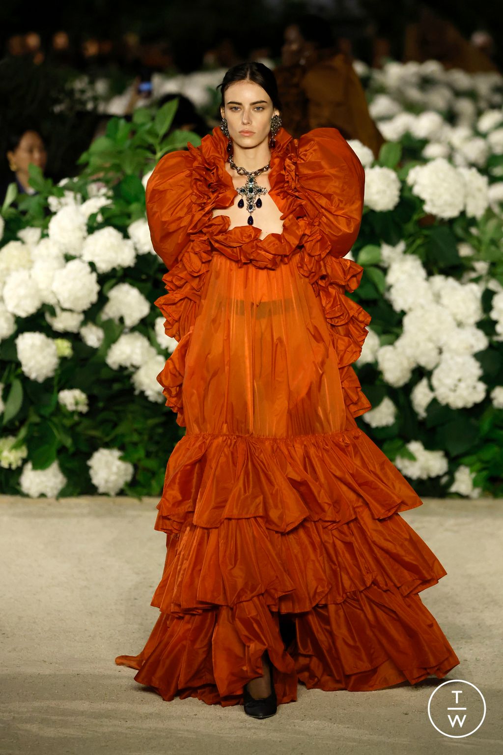 Fashion Week Paris Spring/Summer 2026 look 44 de la collection Saint Laurent womenswear