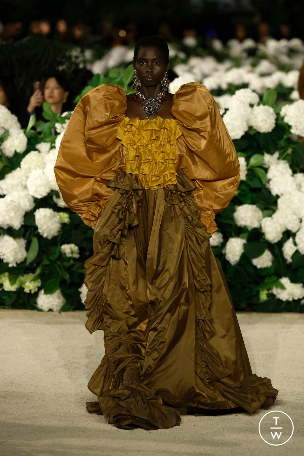 Fashion Week Paris Spring/Summer 2026 look 46 from the Saint Laurent collection womenswear