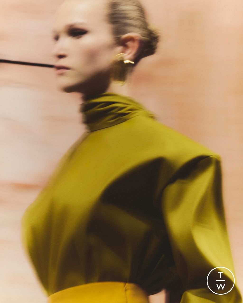 Fashion Week Paris Fall/Winter 2025 look 20 from the Saint Laurent collection womenswear accessories