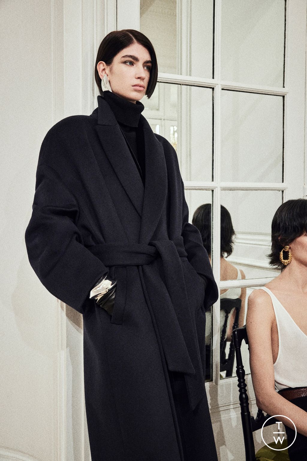 Fashion Week Paris Pre-Fall 2023 look 40 de la collection Saint Laurent womenswear