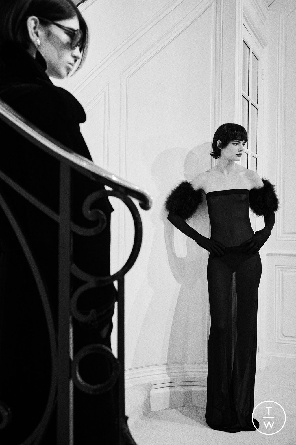 Fashion Week Paris Pre-Fall 2023 look 43 de la collection Saint Laurent womenswear
