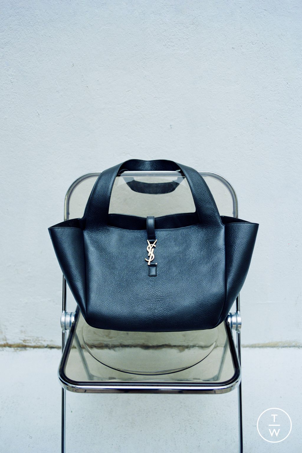 Fashion Week Paris Resort 2024 look 48 from the Saint Laurent collection womenswear