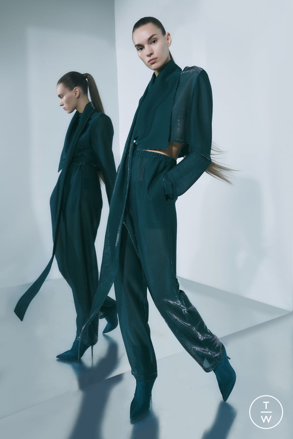 Fashion Week New York Resort 2020 look 28 from the LaPointe collection 女装