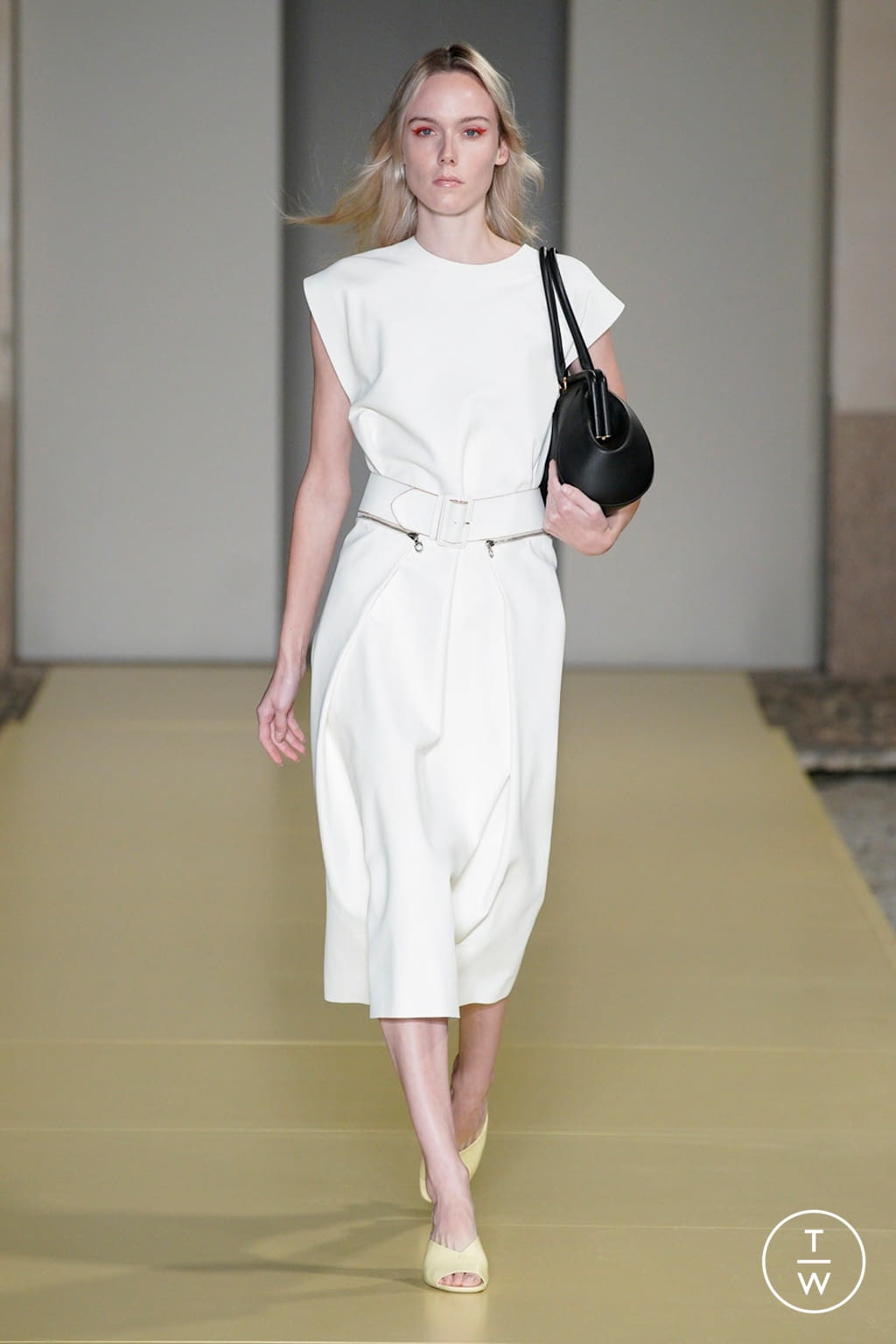 Fashion Week Milan Spring/Summer 2021 look 1 from the Ferragamo collection womenswear