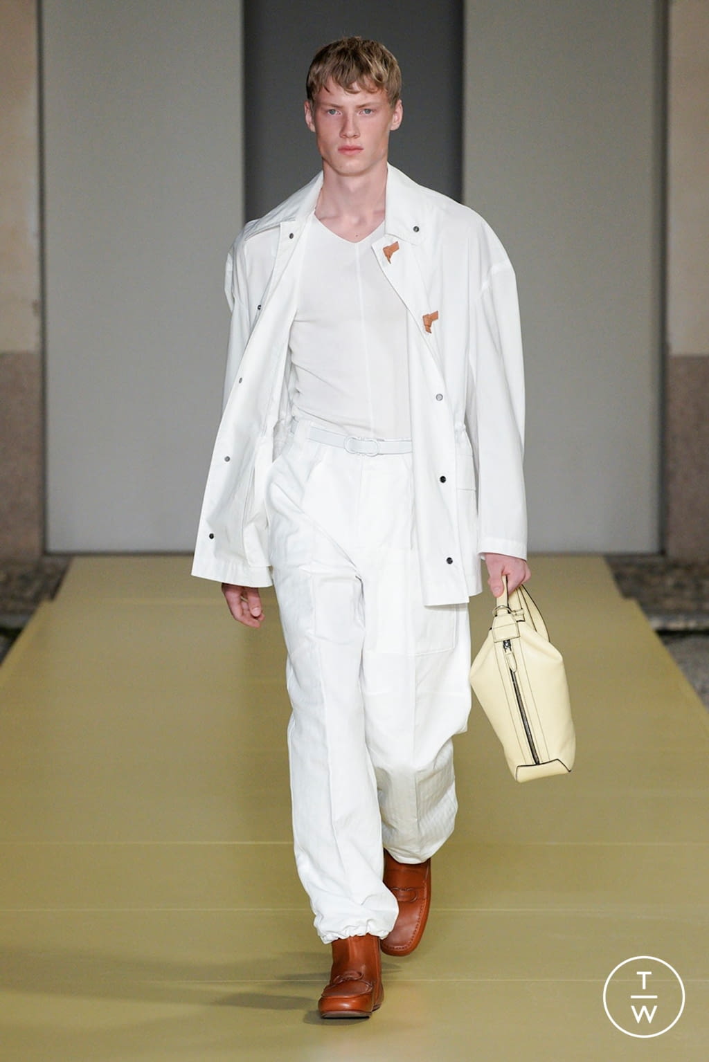Fashion Week Milan Spring/Summer 2021 look 9 from the Ferragamo collection womenswear