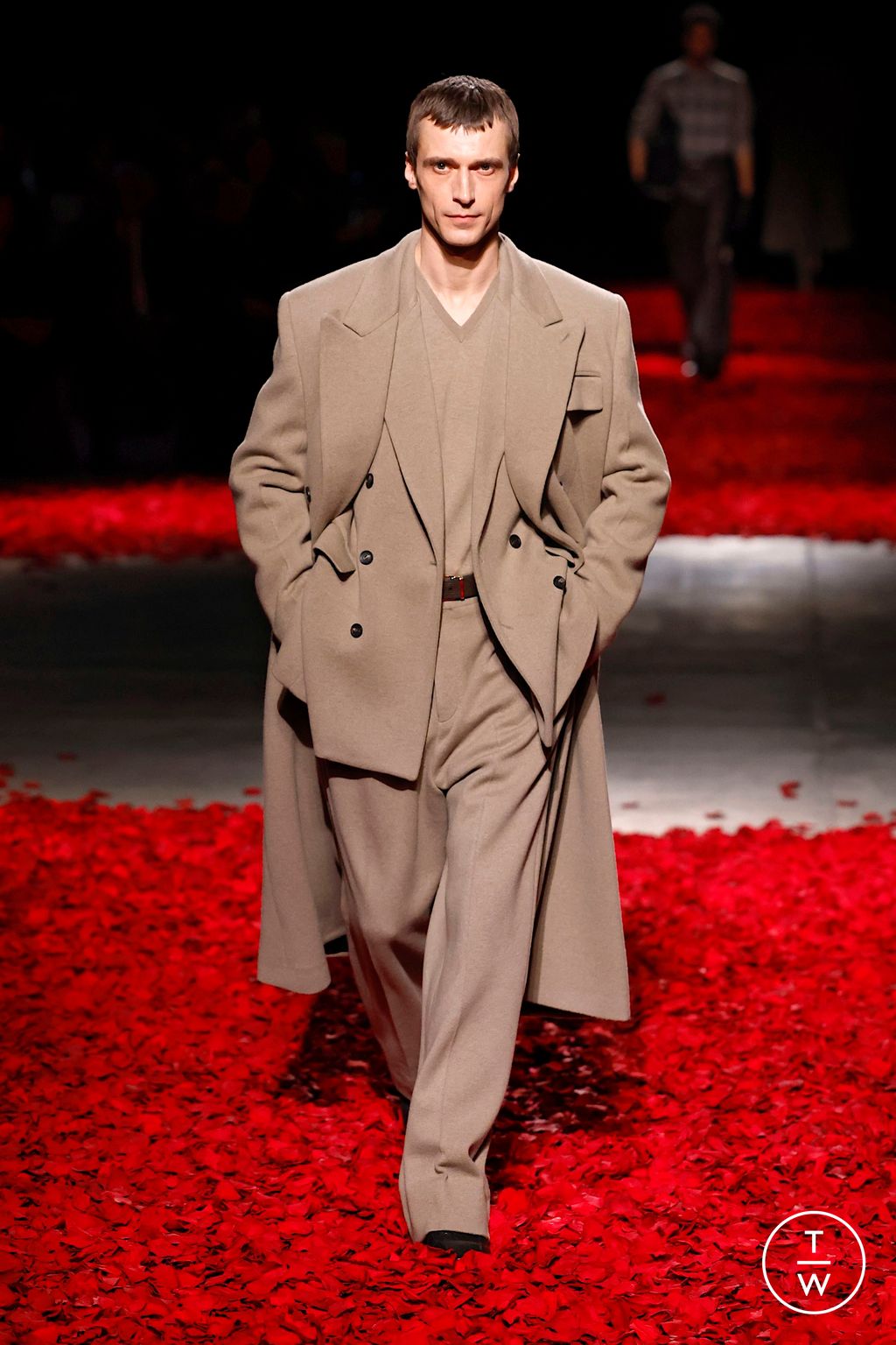 Fashion Week Milan Fall/Winter 2025 look 9 de la collection Ferragamo womenswear