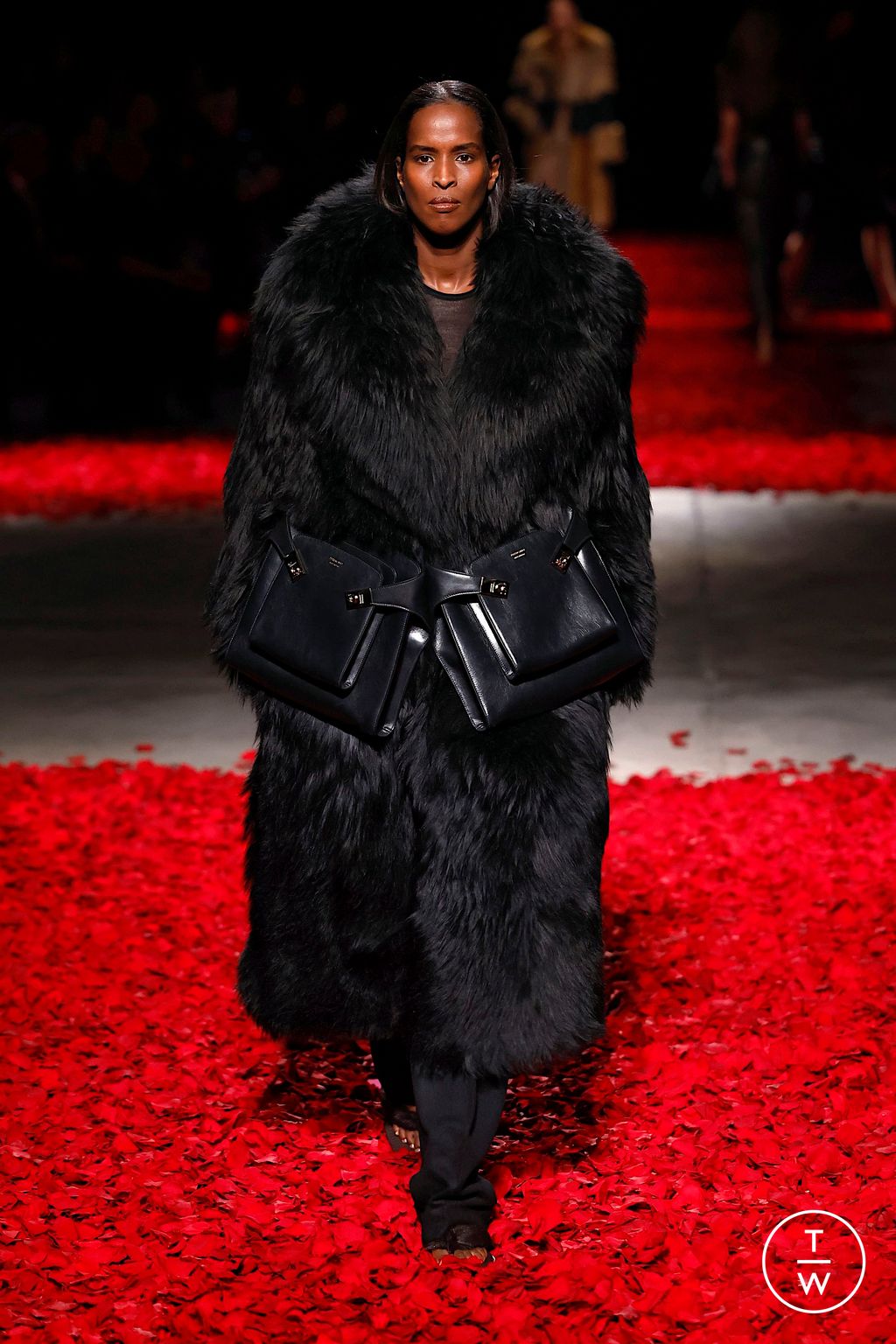 Fashion Week Milan Fall/Winter 2025 look 20 from the Ferragamo collection womenswear