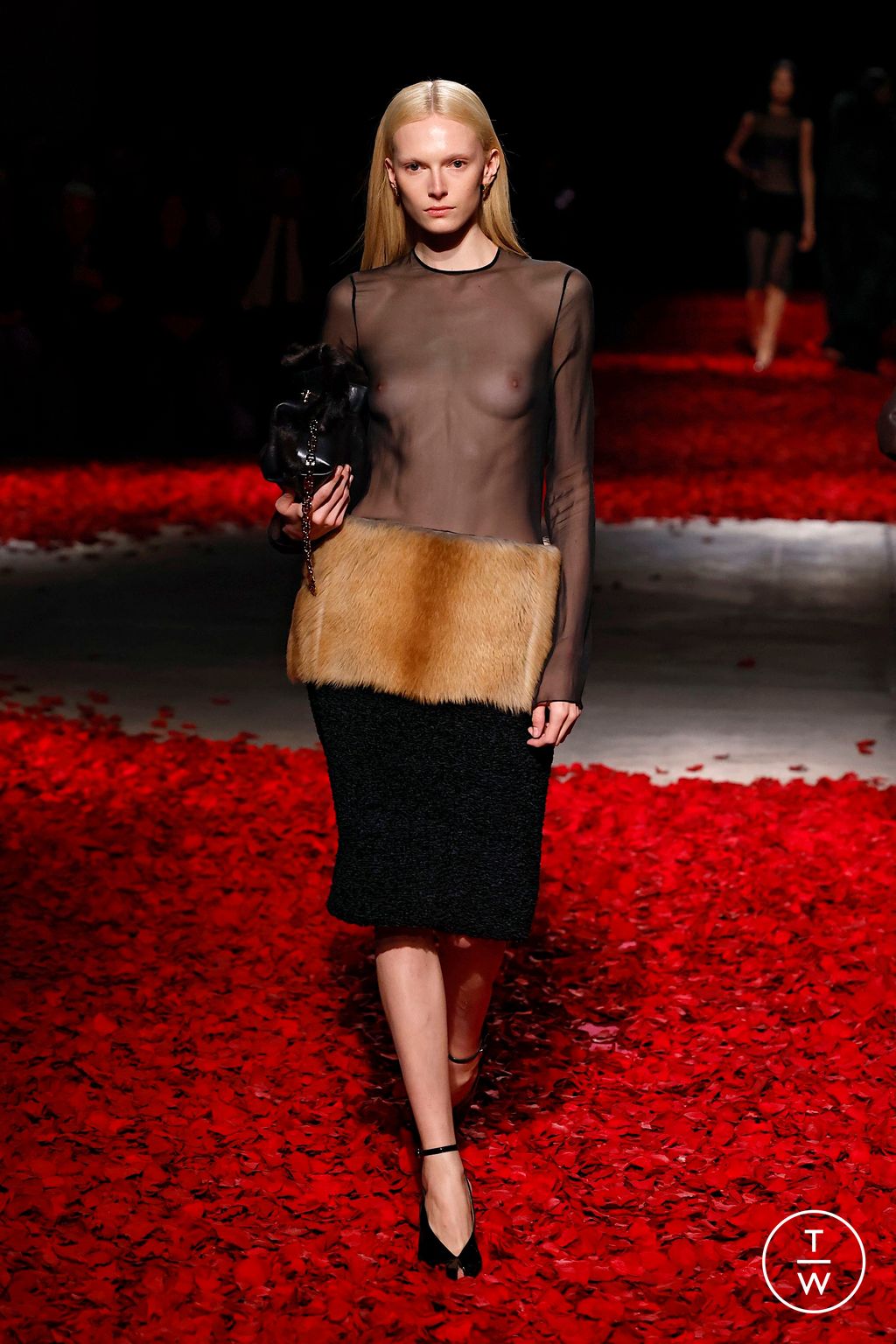 Fashion Week Milan Fall/Winter 2025 look 23 from the Ferragamo collection womenswear