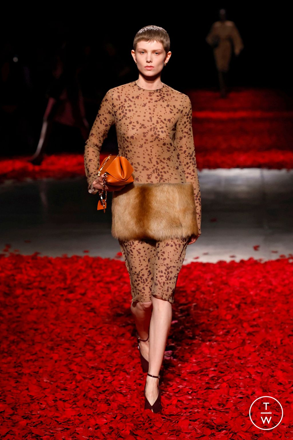 Fashion Week Milan Fall/Winter 2025 look 26 from the Ferragamo collection womenswear