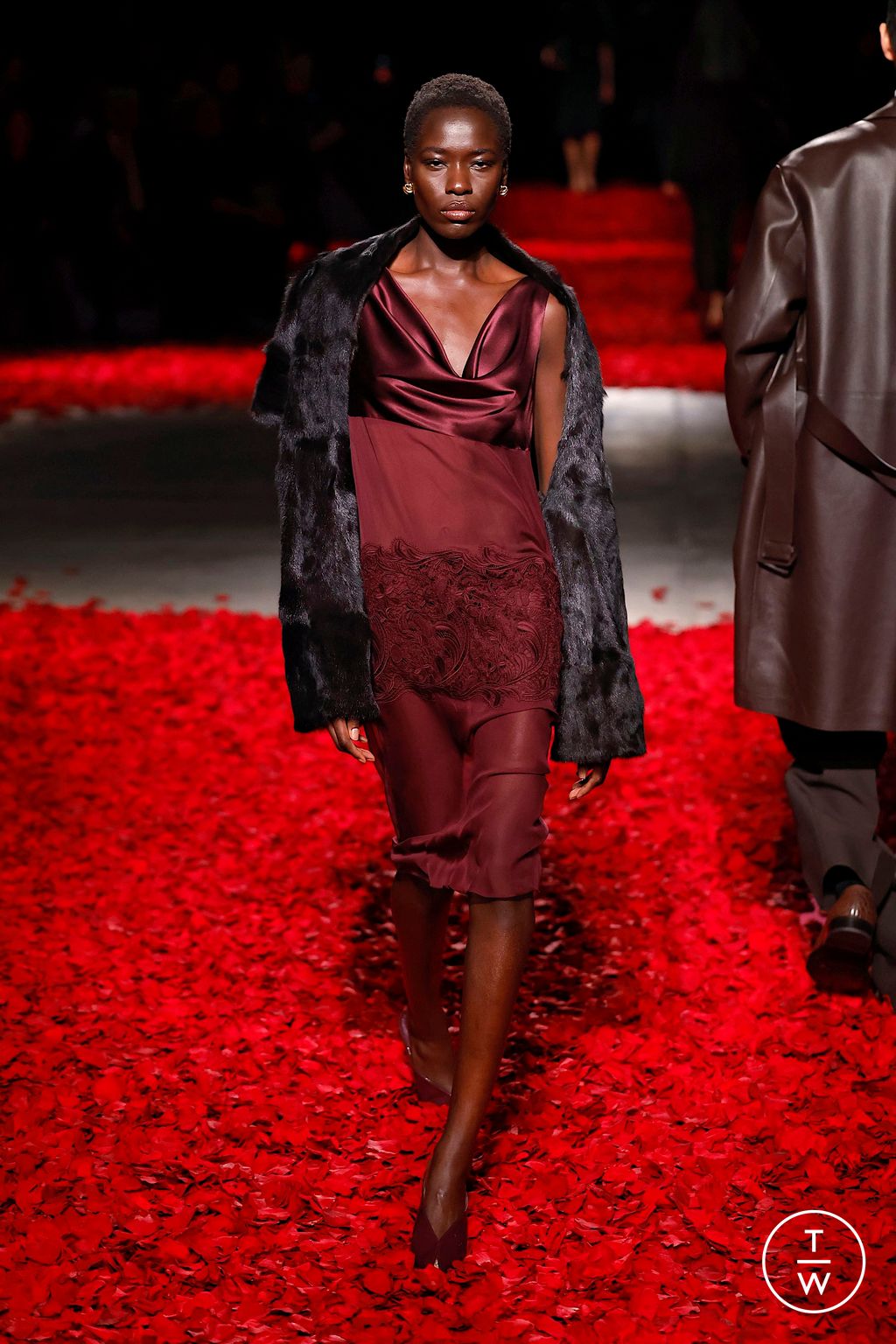 Fashion Week Milan Fall/Winter 2025 look 27 from the Ferragamo collection womenswear