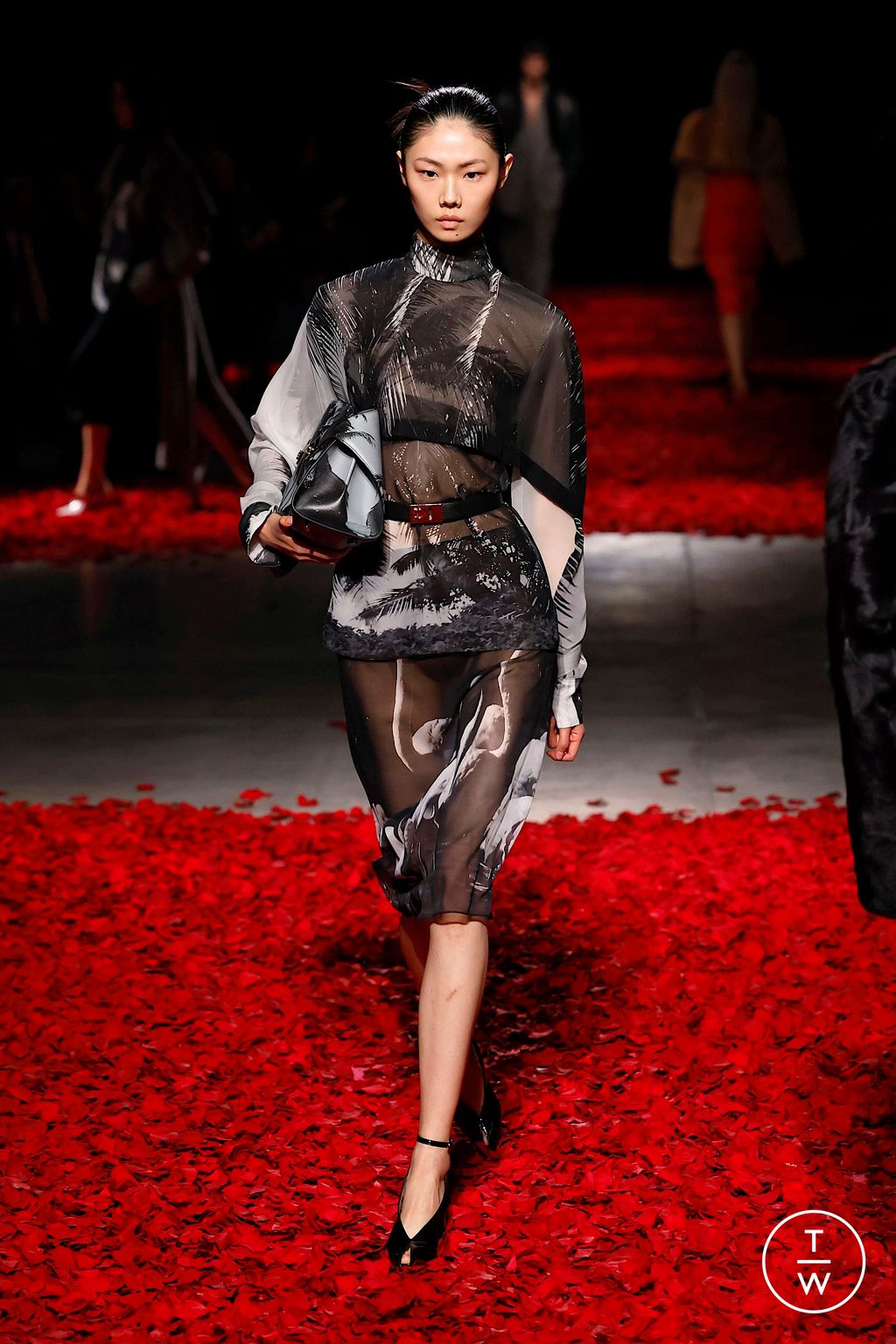 Fashion Week Milan Fall/Winter 2025 look 33 from the Ferragamo collection womenswear