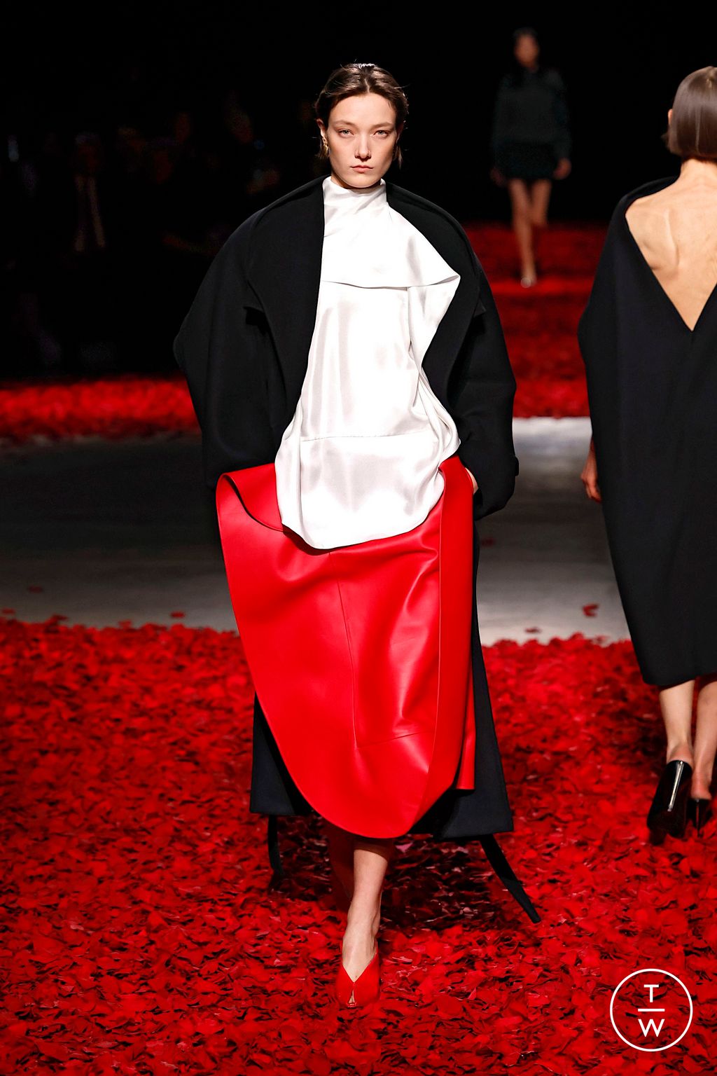 Fashion Week Milan Fall/Winter 2025 look 37 from the Ferragamo collection womenswear