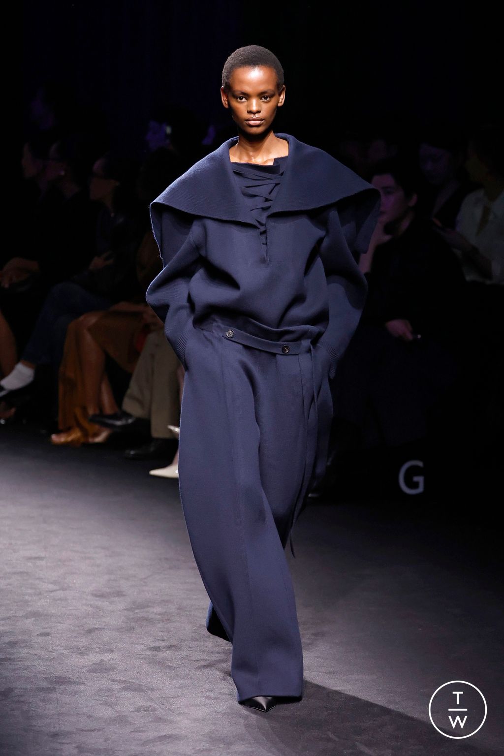 Fashion Week Milan Fall/Winter 2026 look 30 from the Ferragamo collection 女装