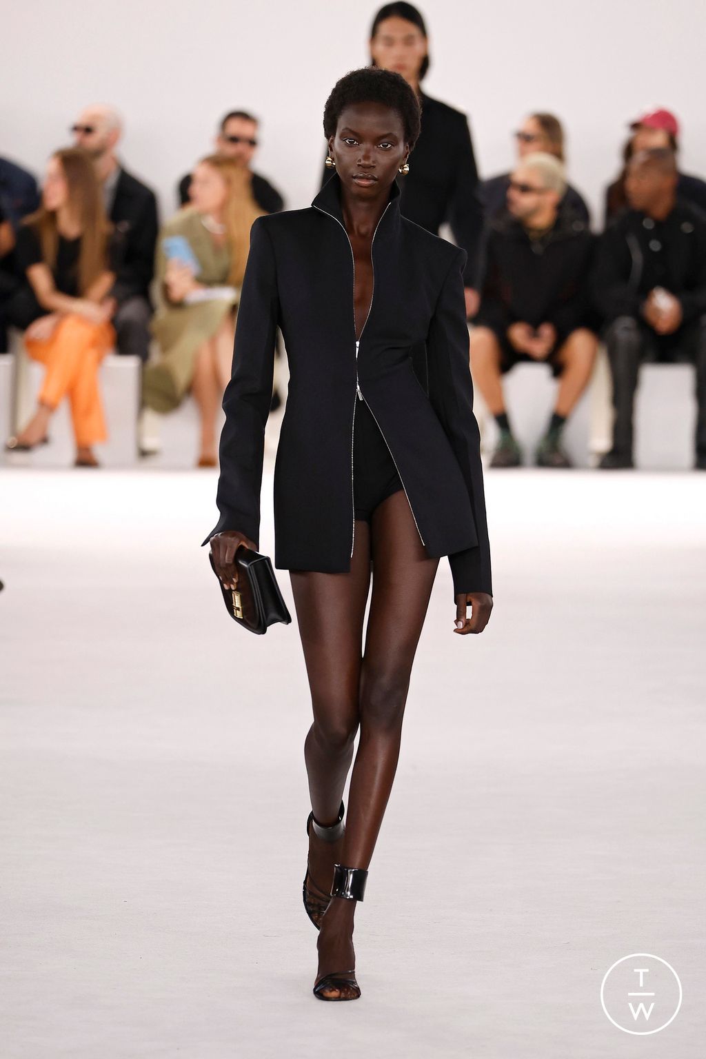 Fashion Week Milan Spring/Summer 2024 look 3 from the Ferragamo collection womenswear