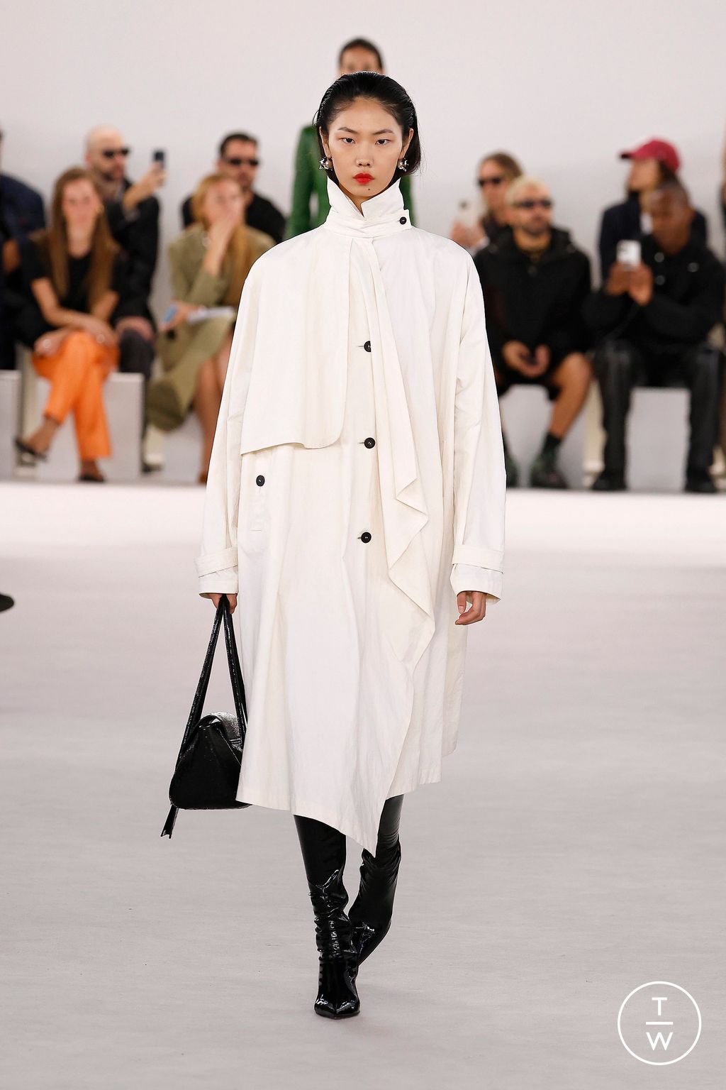 Fashion Week Milan Spring/Summer 2024 look 7 from the Ferragamo collection womenswear