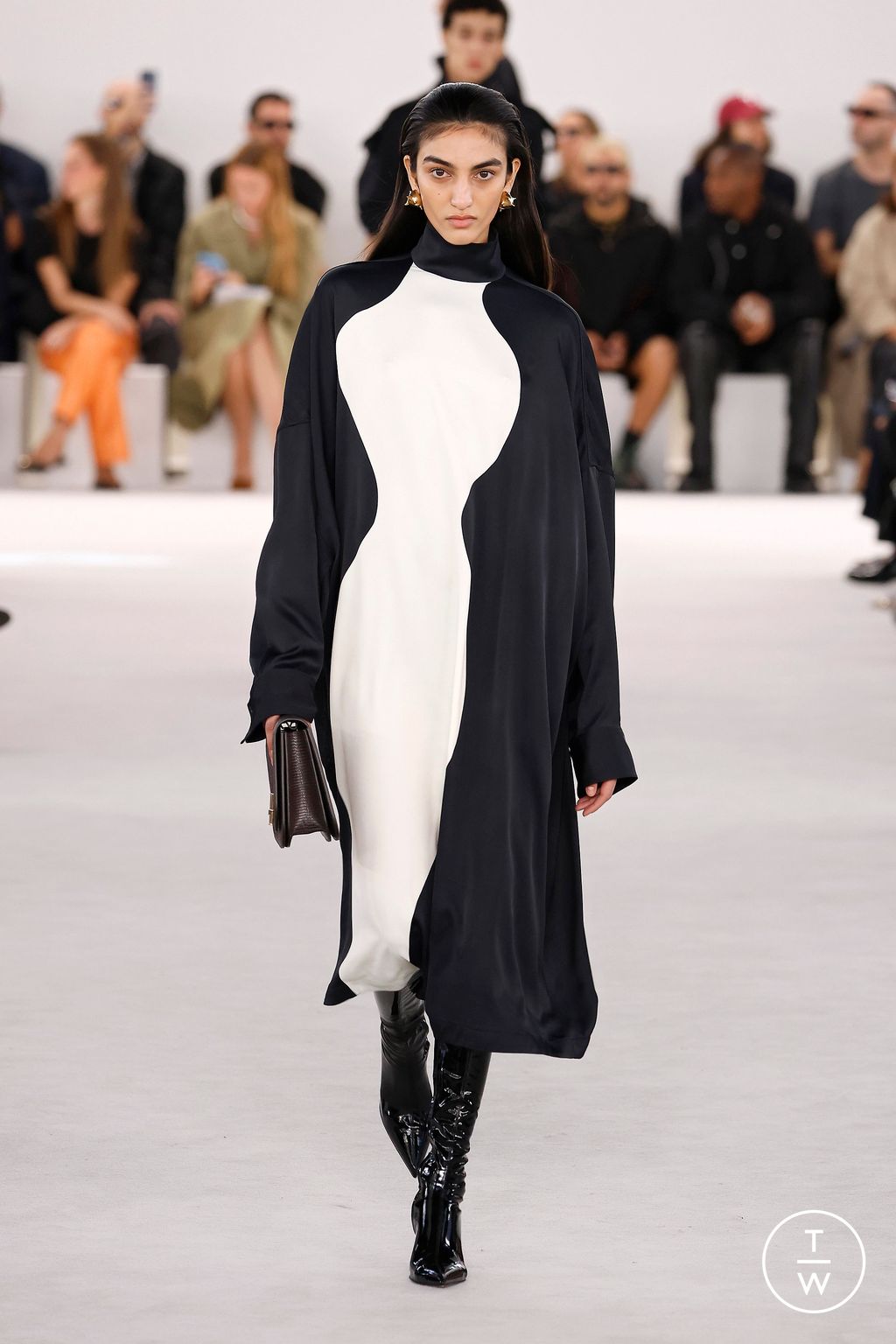 Fashion Week Milan Spring/Summer 2024 look 18 de la collection Ferragamo womenswear
