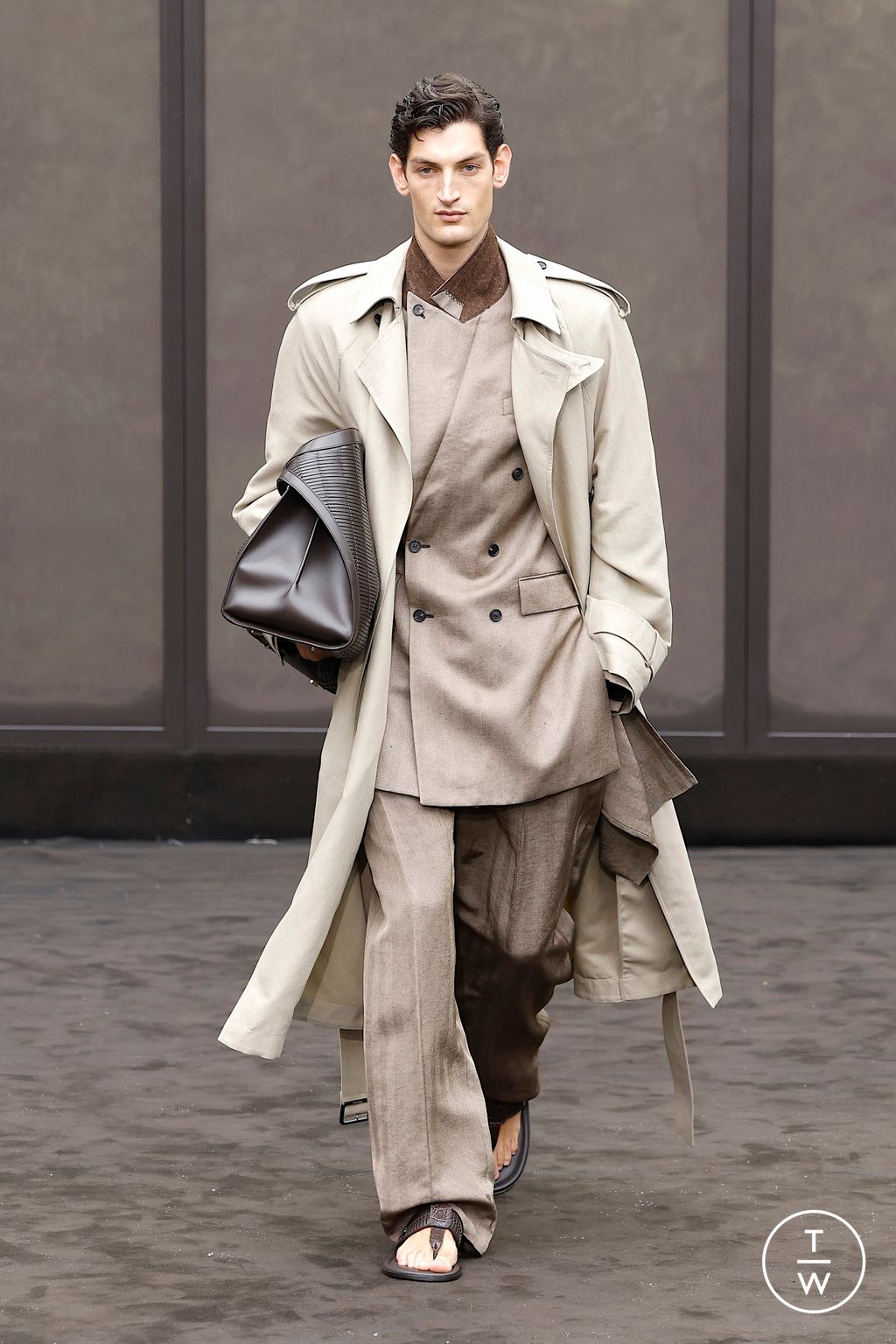 Fashion Week Milan Spring/Summer 2026 look 15 from the Ferragamo collection womenswear