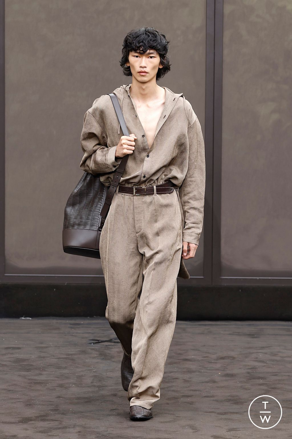 Fashion Week Milan Spring/Summer 2026 look 30 from the Ferragamo collection womenswear