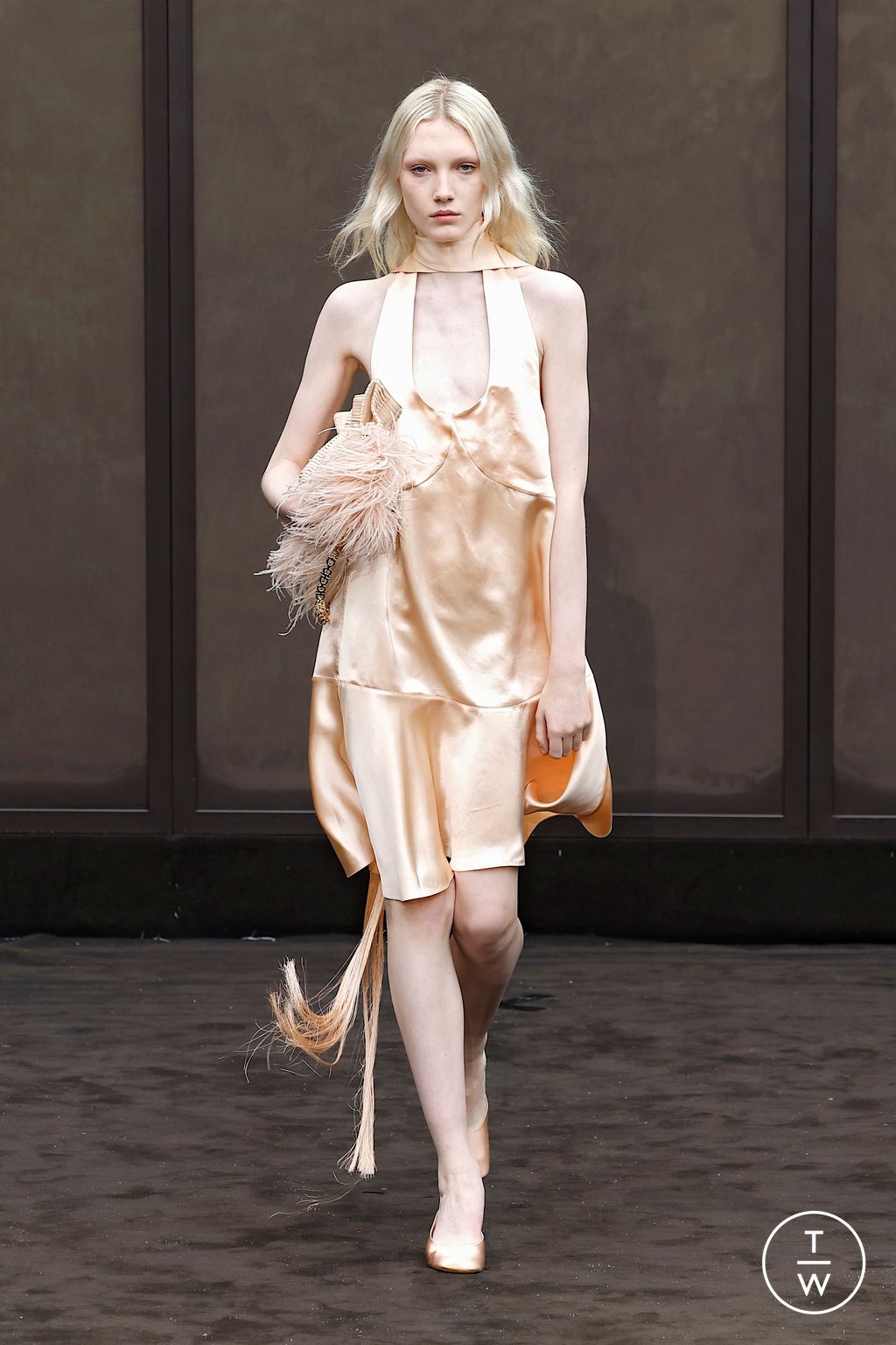 Fashion Week Milan Spring/Summer 2026 look 34 from the Ferragamo collection womenswear