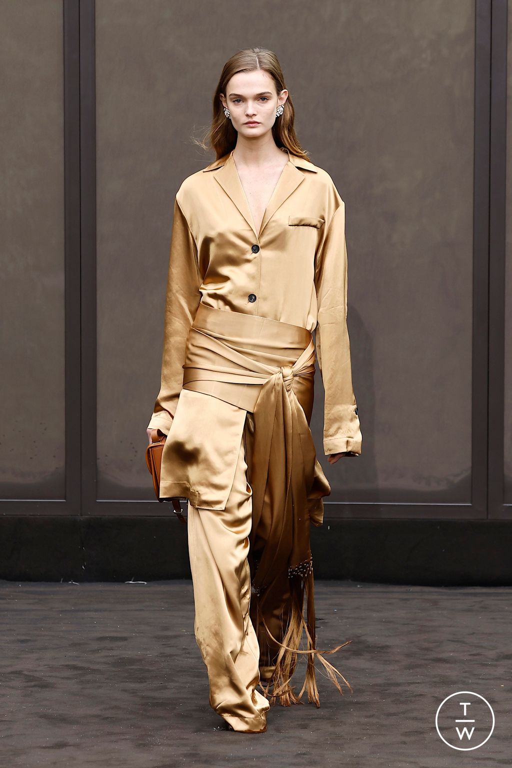 Fashion Week Milan Spring/Summer 2026 look 35 from the Ferragamo collection womenswear