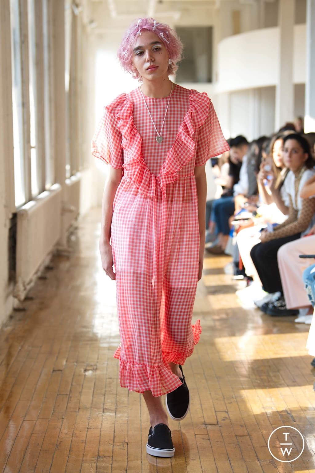 Fashion Week New York Spring/Summer 2020 look 26 from the Sandy Liang collection 女装