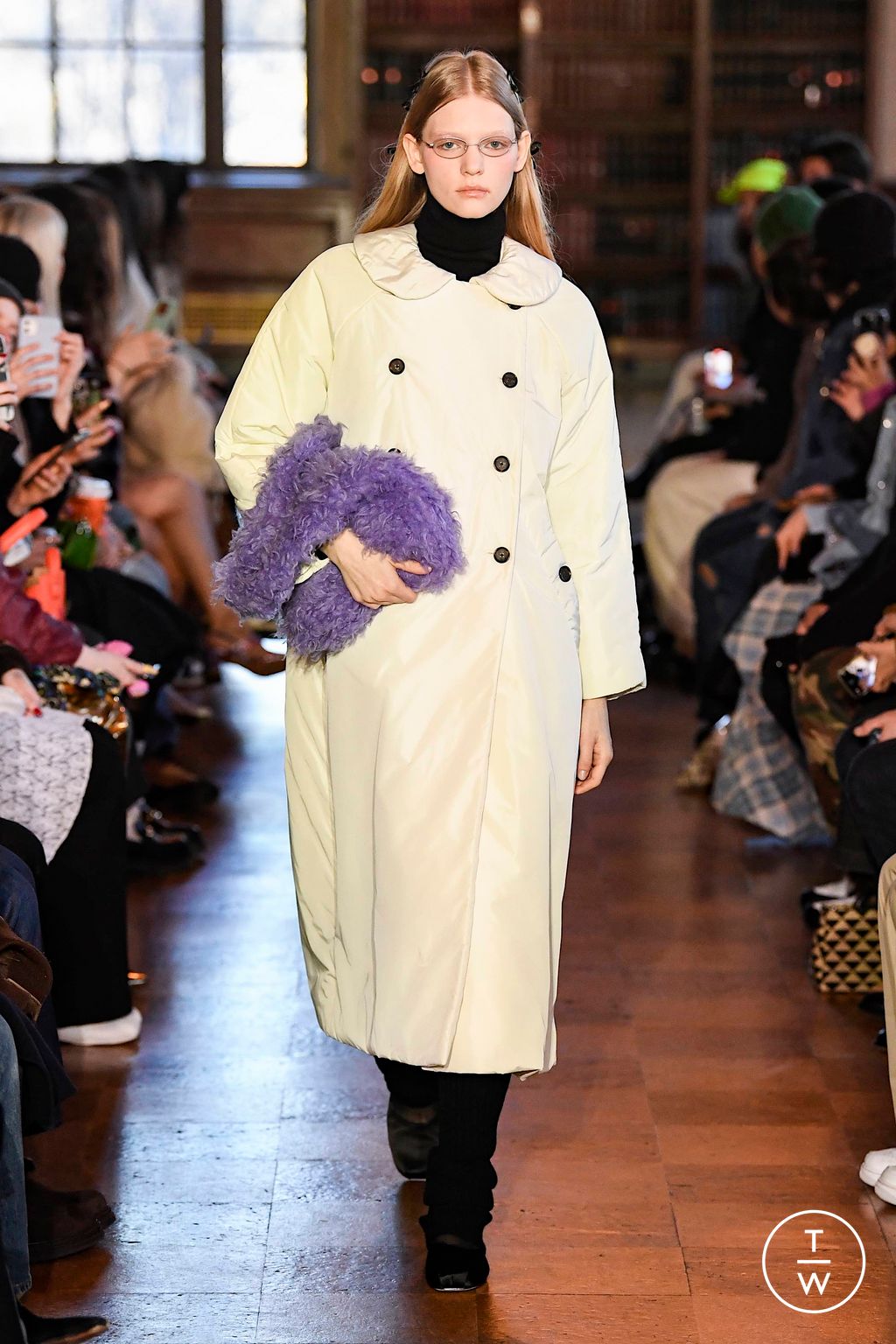 Fashion Week New York Fall/Winter 2023 look 6 from the Sandy Liang collection 女装