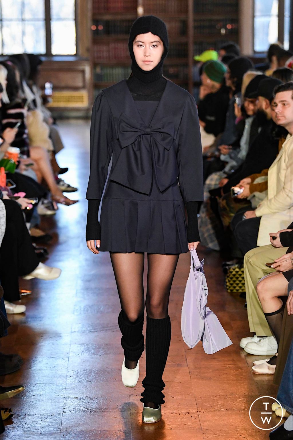 Fashion Week New York Fall/Winter 2023 look 9 from the Sandy Liang collection 女装