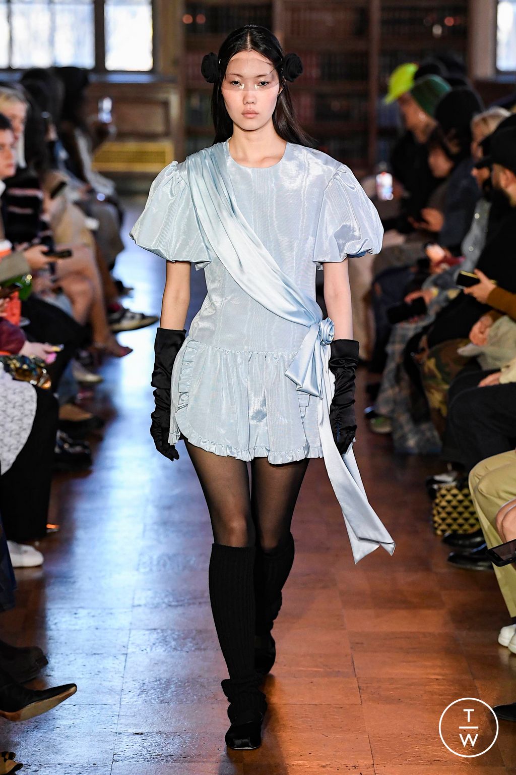 Fashion Week New York Fall/Winter 2023 look 32 from the Sandy Liang collection womenswear
