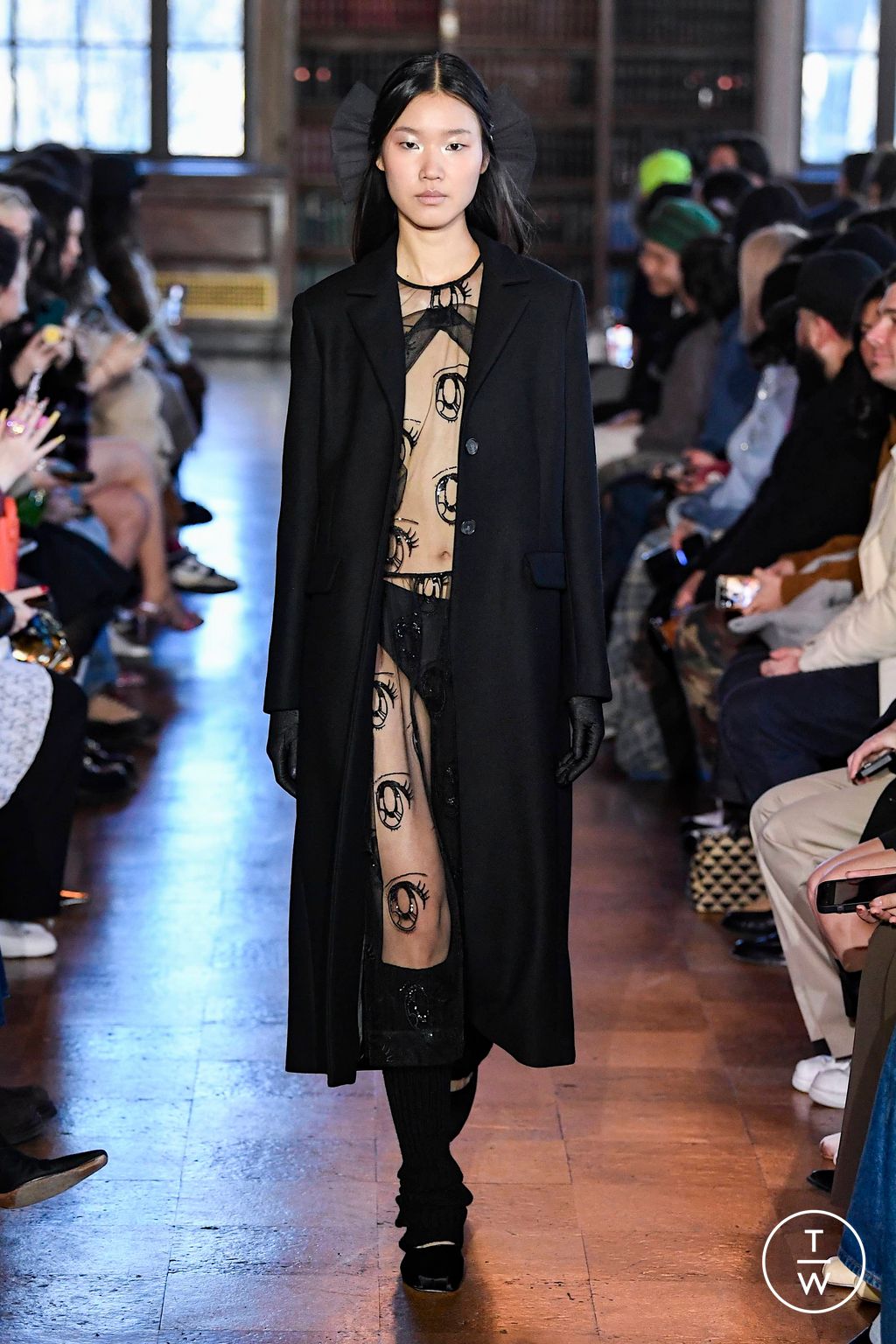 Fashion Week New York Fall/Winter 2023 look 36 from the Sandy Liang collection 女装