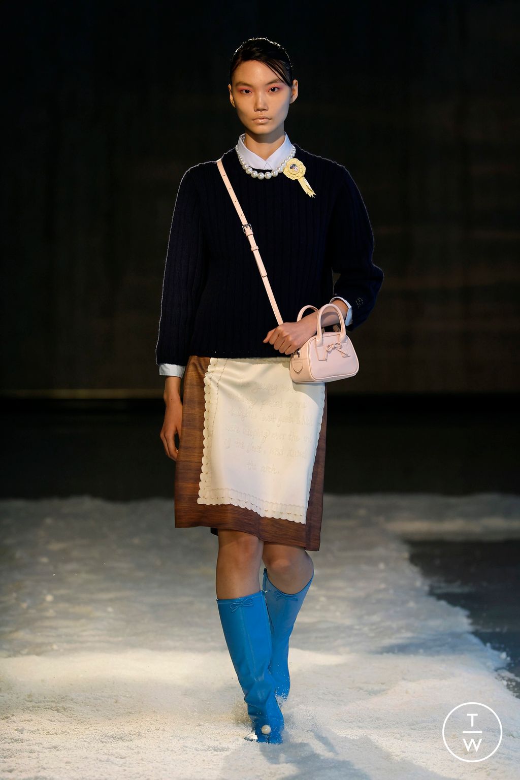 Fashion Week New York Fall/Winter 2025 look 29 from the Sandy Liang collection womenswear