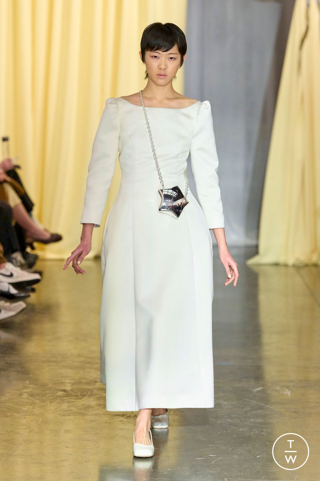 Fashion Week New York Fall/Winter 2024 look 38 from the Sandy Liang collection womenswear