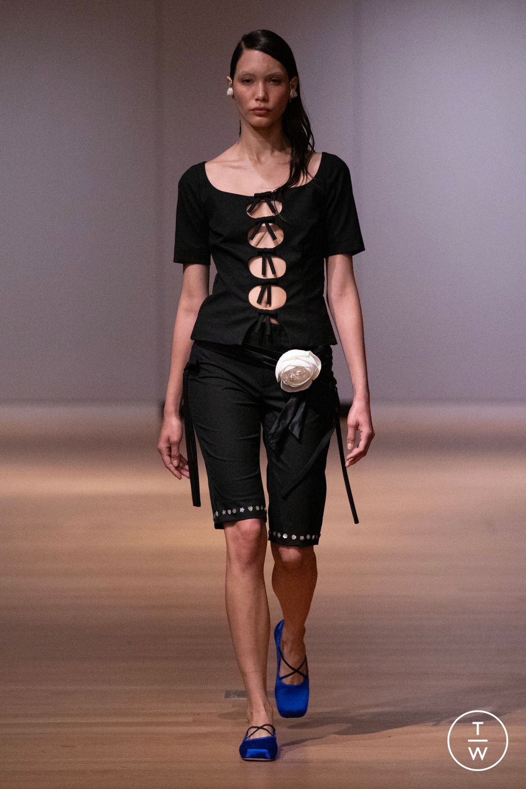 Fashion Week New York Spring/Summer 2024 look 18 de la collection Sandy Liang womenswear