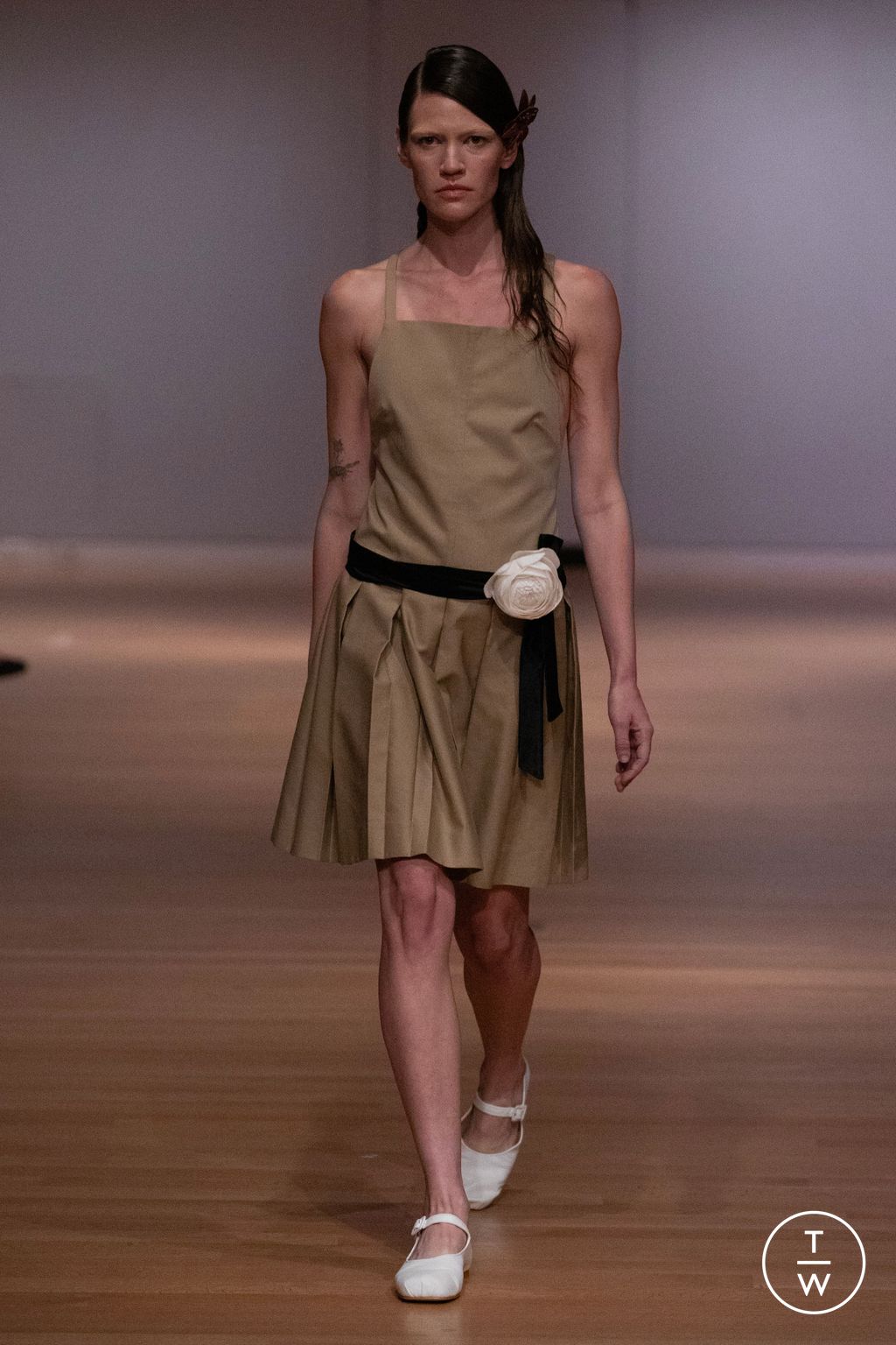 Fashion Week New York Spring/Summer 2024 look 5 de la collection Sandy Liang womenswear