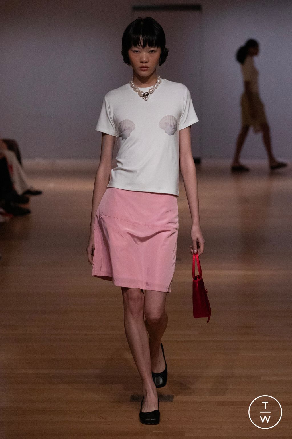 Fashion Week New York Spring/Summer 2024 look 6 de la collection Sandy Liang womenswear
