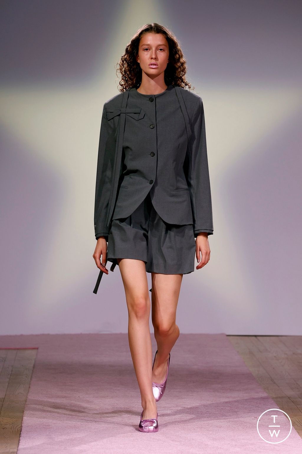 Fashion Week New York Spring-Summer 2025 look 24 from the Sandy Liang collection womenswear