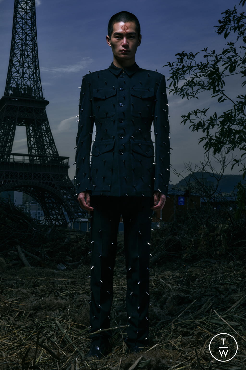 Fashion Week Paris Fall/Winter 2021 look 1 de la collection Sankuanz menswear