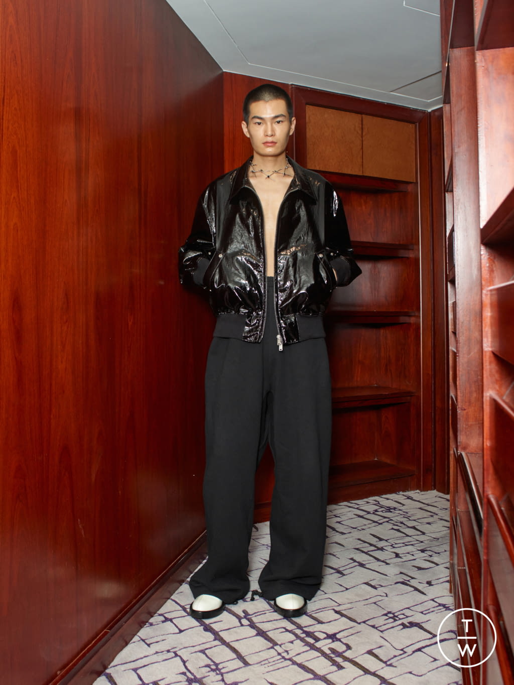 Fashion Week Paris Spring/Summer 2022 look 11 from the Sankuanz collection menswear