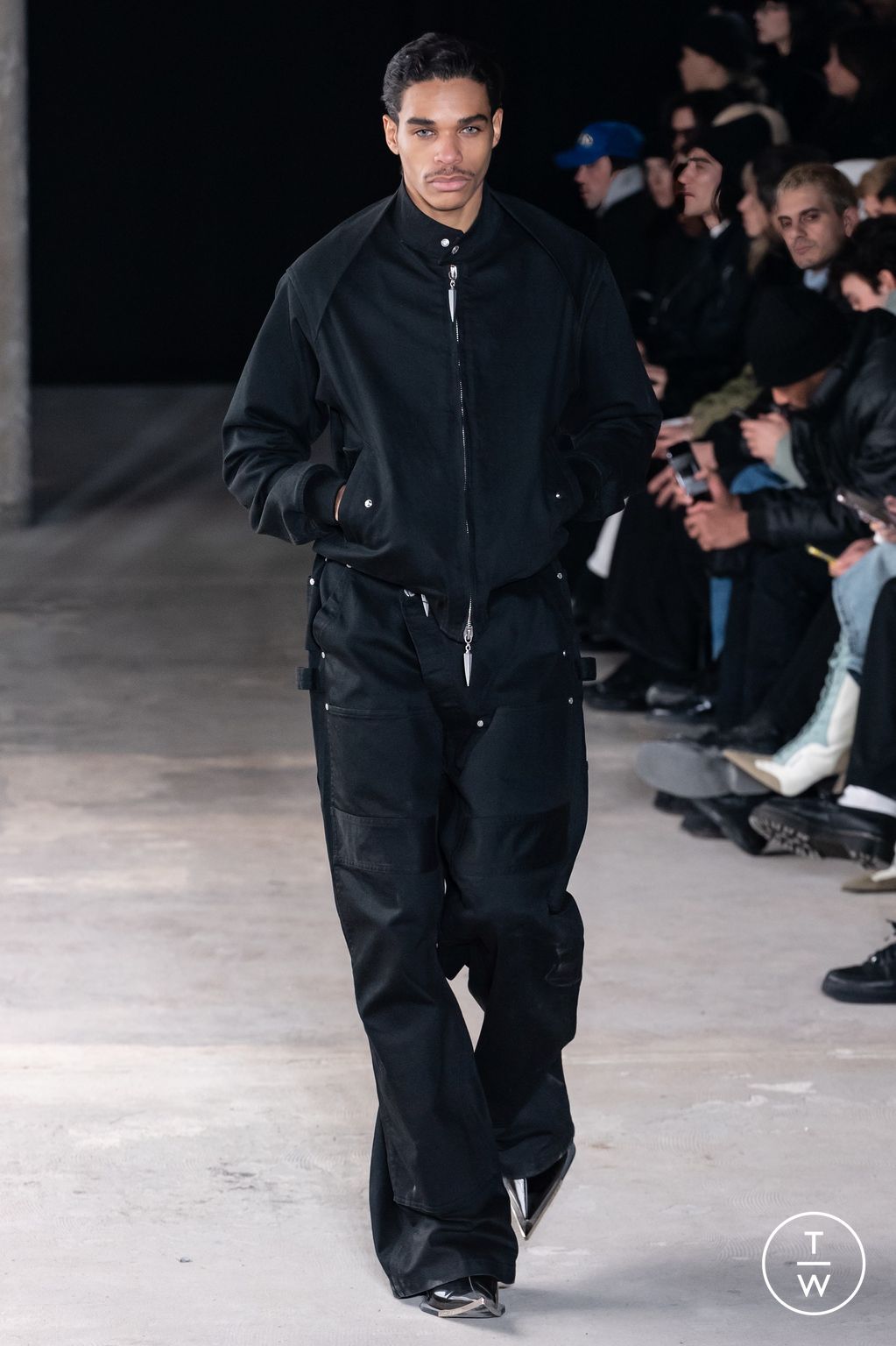 Fashion Week Paris Fall/Winter 2024 look 7 from the Sankuanz collection 男装