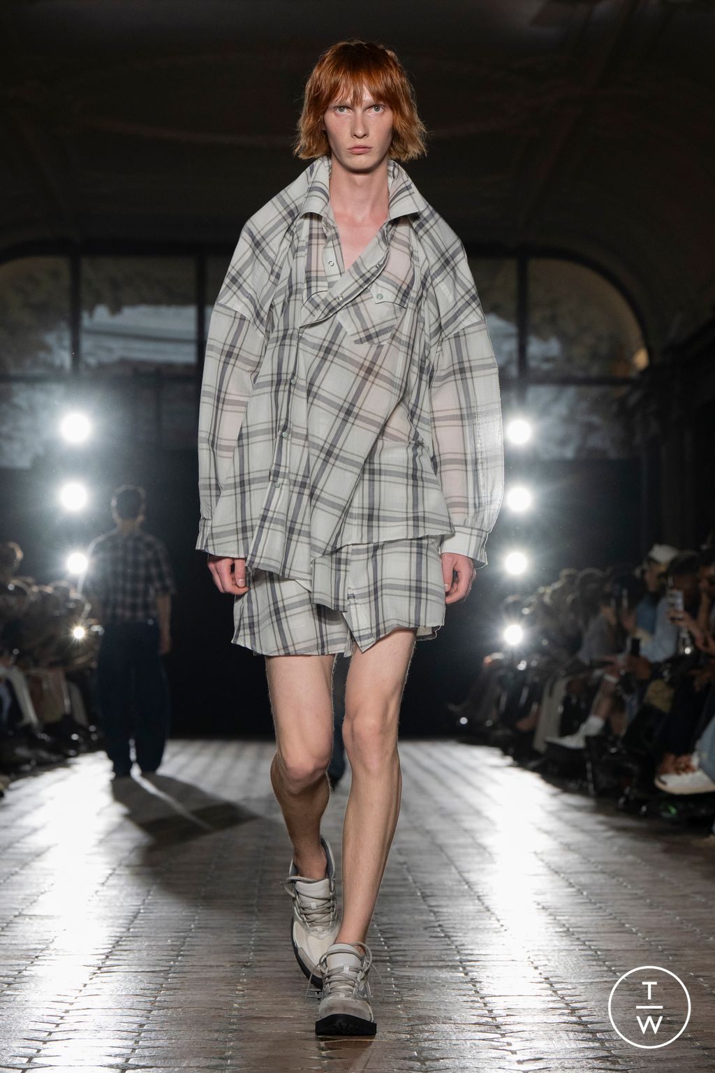 Fashion Week Paris Spring-Summer 2025 look 9 from the Sankuanz collection 男装