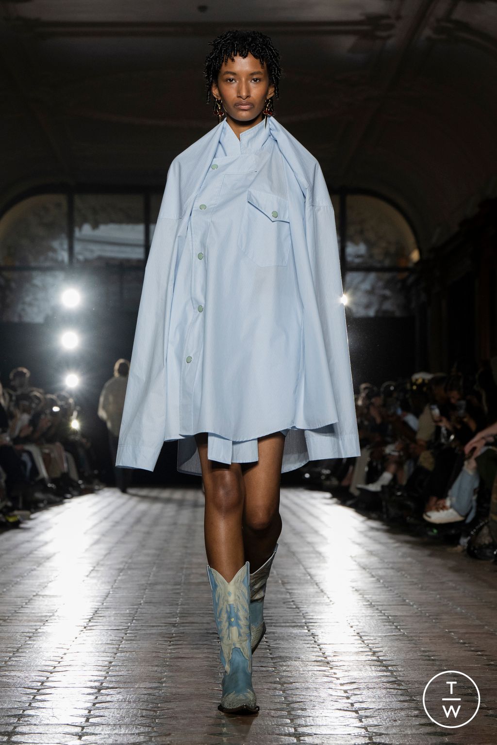 Fashion Week Paris Spring-Summer 2025 look 11 de la collection Sankuanz menswear