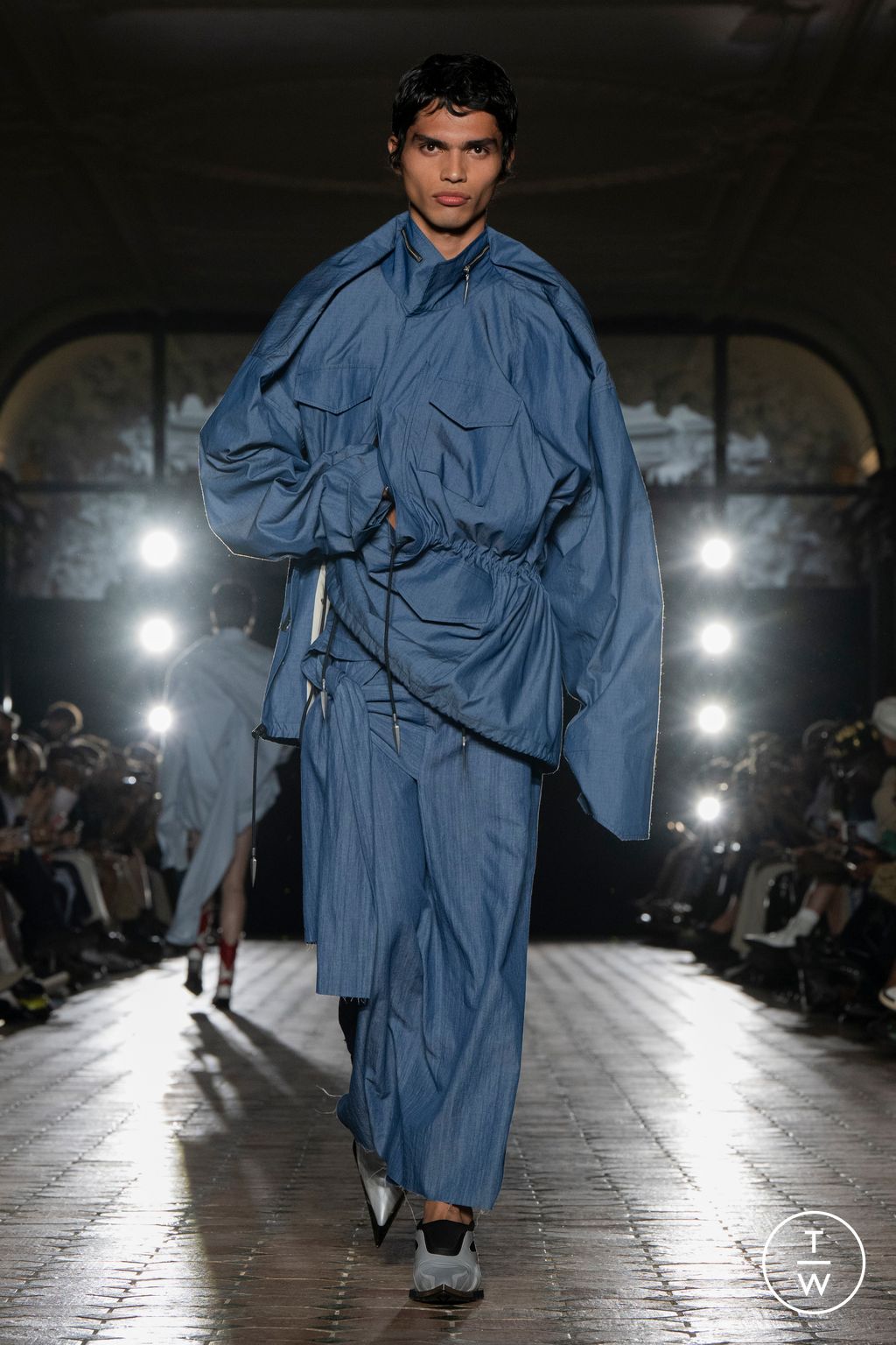 Fashion Week Paris Spring-Summer 2025 look 13 from the Sankuanz collection menswear