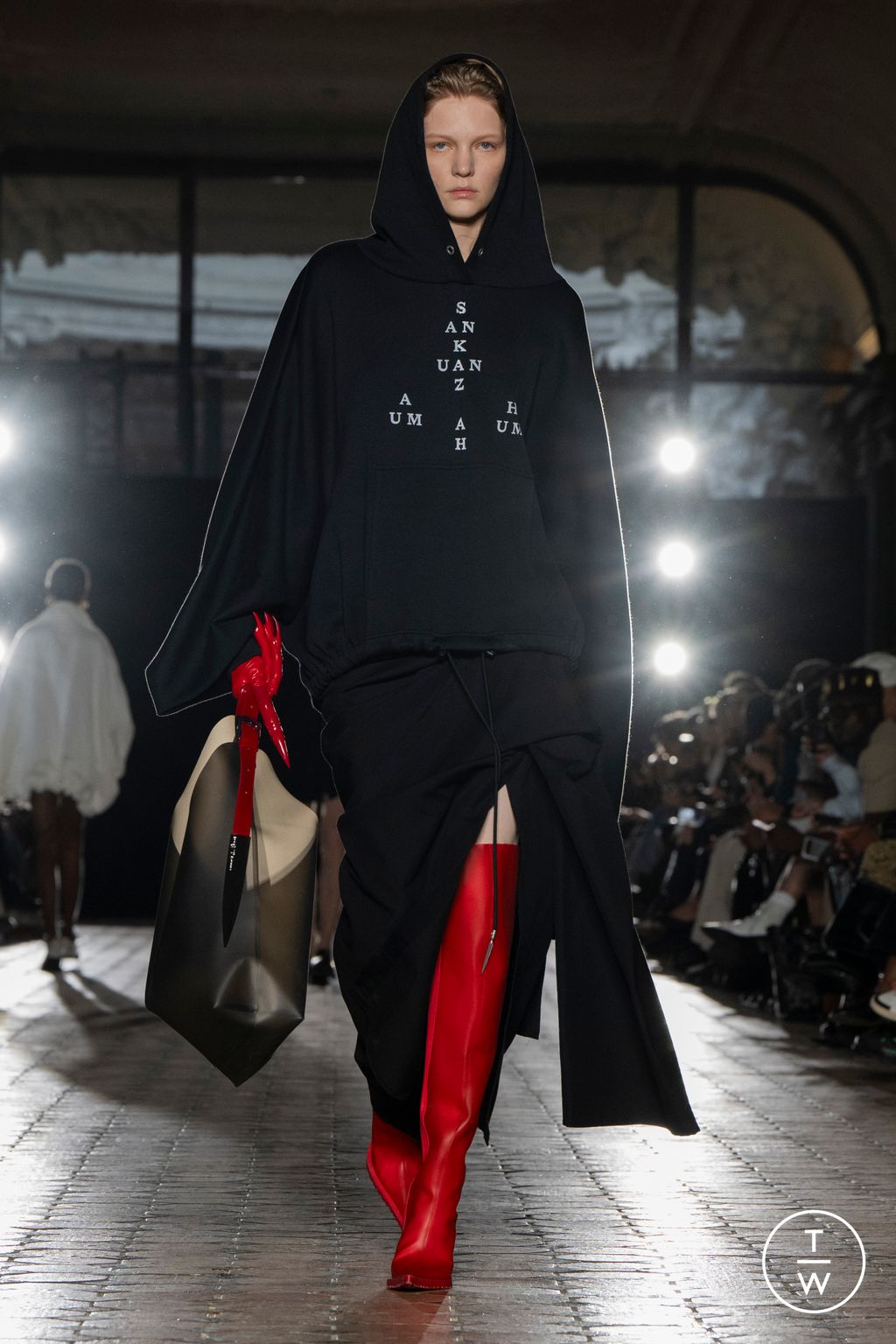 Fashion Week Paris Spring-Summer 2025 look 23 from the Sankuanz collection 男装