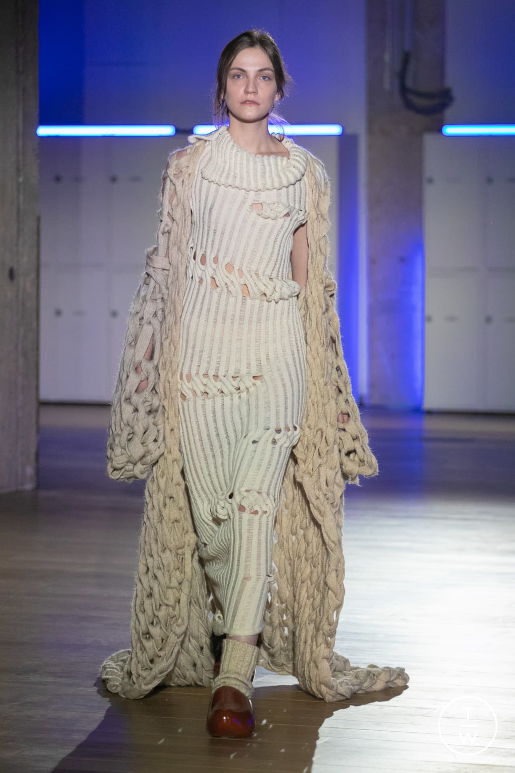 Fashion Week Paris Fall/Winter 2021 look 157 from the IFM PARIS collection womenswear